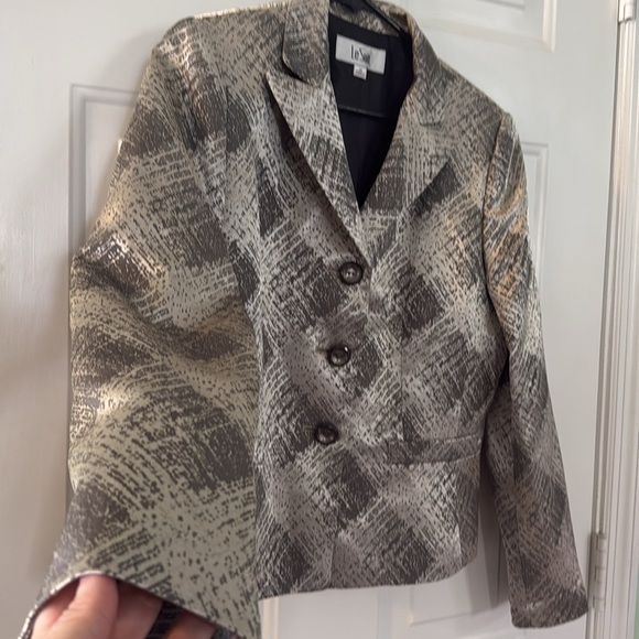Le Suit Metallic Sliver & Gray Blazer Size 10 Business Fall Workwear Shiny - Picture 5 of 9